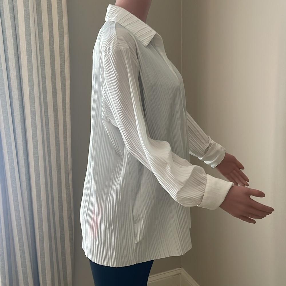 Blouse by Sanctuary in size medium - Picture 3 of 5
